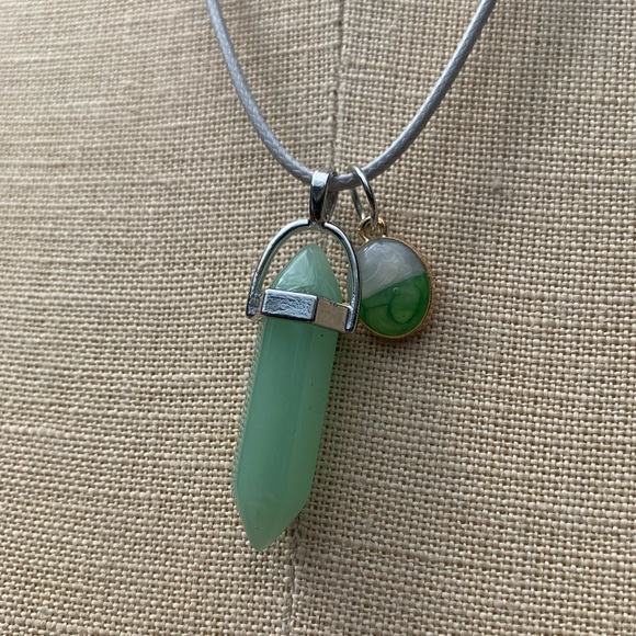 Handmade Jade Resin Dagger Crystal Amulet Necklace & Oval Enamel Charm - Picture 4 of 8